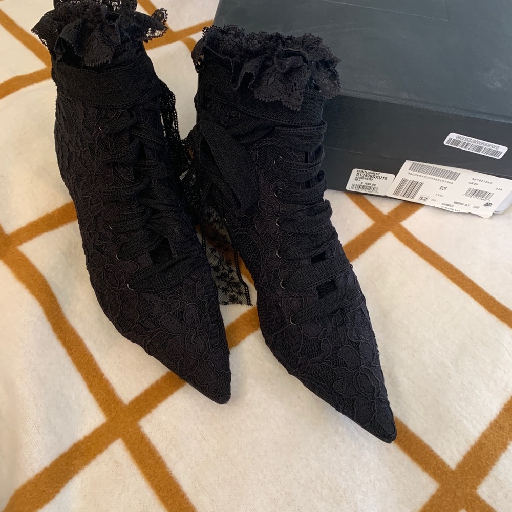 ✨【Yves SAINT LAURENT 】Blaze 45 lace ankle boots